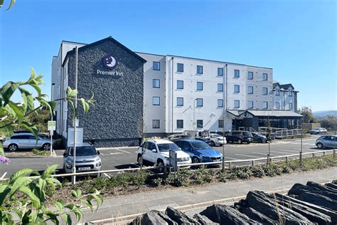 tudor lodge hotel porthmadog|premier inn porthmadog.